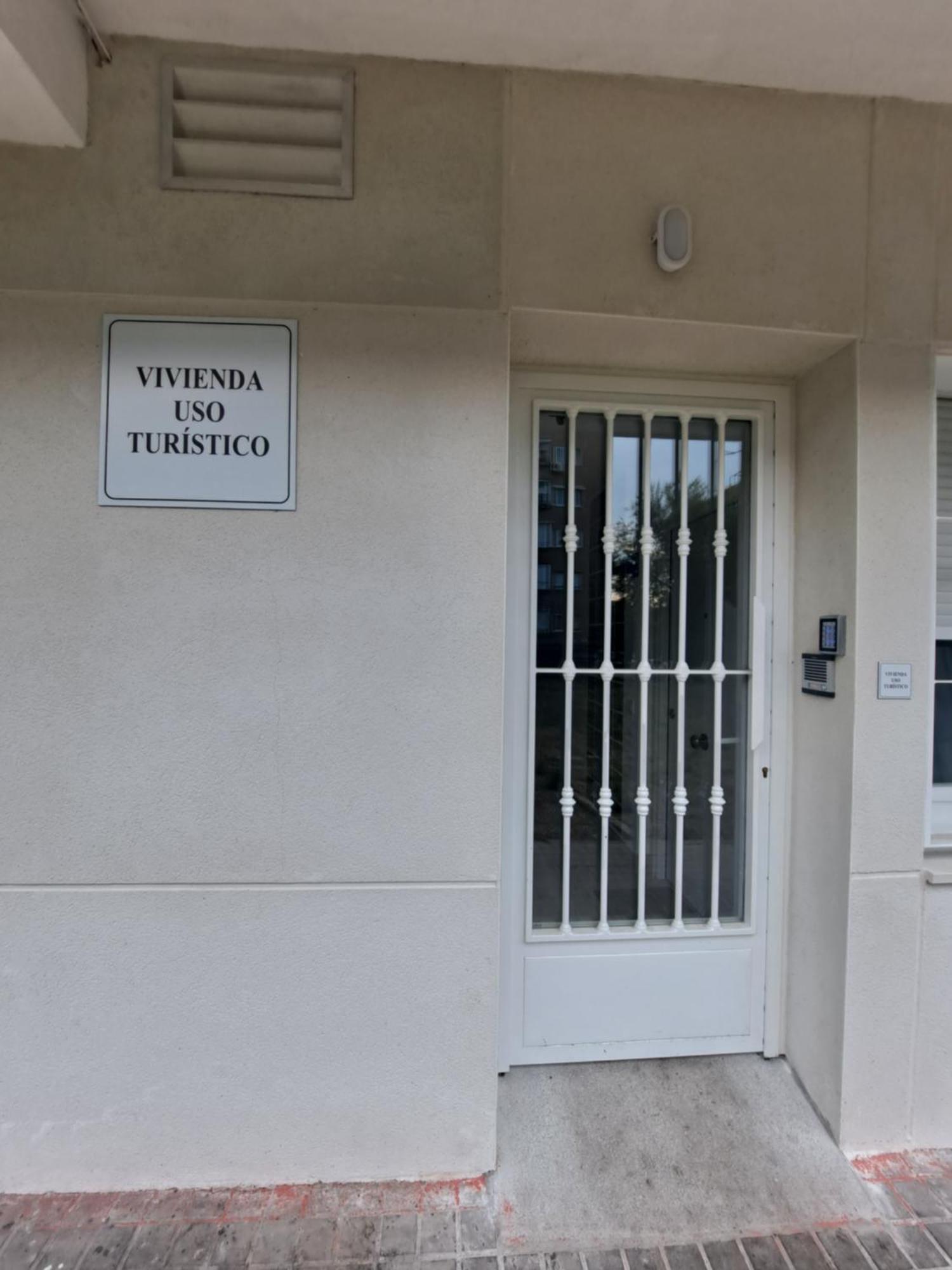 Apartamentos Tanez Santurce A Madrid Dış mekan fotoğraf